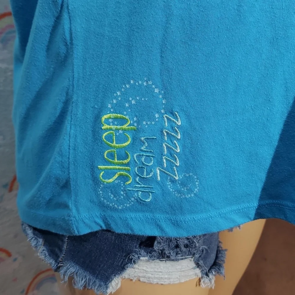 Shirt - Picture 3 of 3